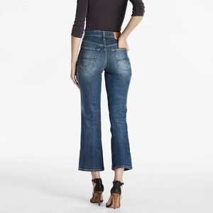 Lucky Brand Super Highrise Flared jean in Lemon Valley 8w +MEASUREMENT 98%cotton